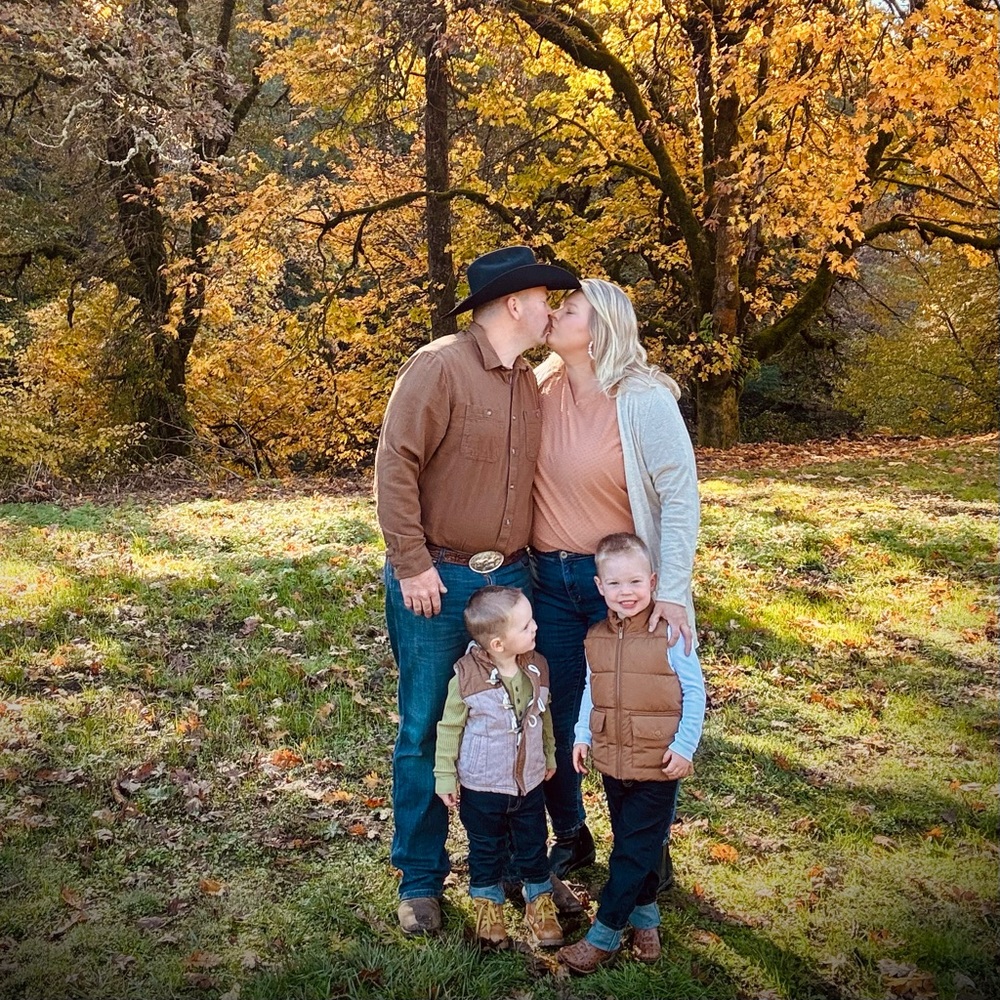 Meet your Posher, Annie